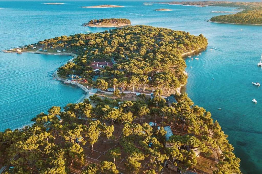 Istriensonne 0179 - Villa Romantika Mit Pool Ližnjan Eksteriør bilde